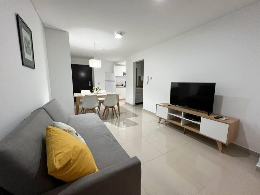 Departamento En Carlos Paz - Leonardo Apartment