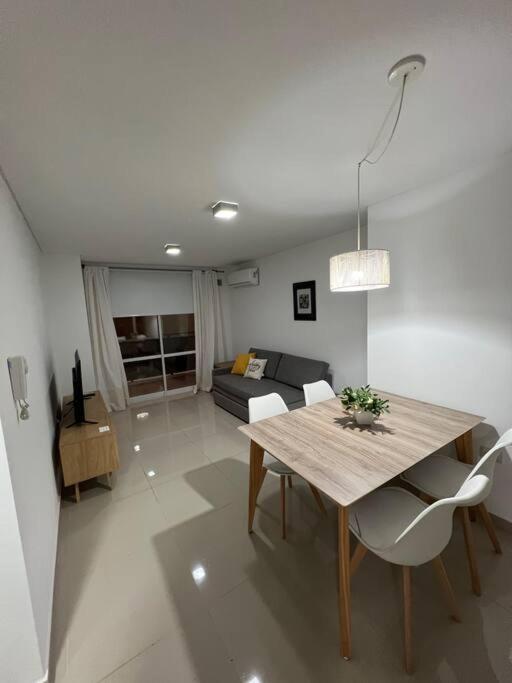 Apartment Departamento En Carlos Paz - Leonardo *